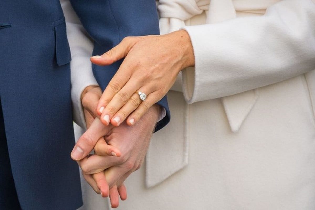 Обручальное кольцо Меган Маркл теперь может купить любой желающий