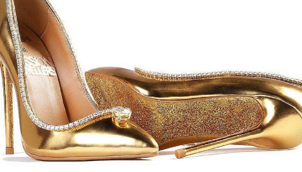 Самые дорогие туфли в мире показали на выставке драгоценной обуви