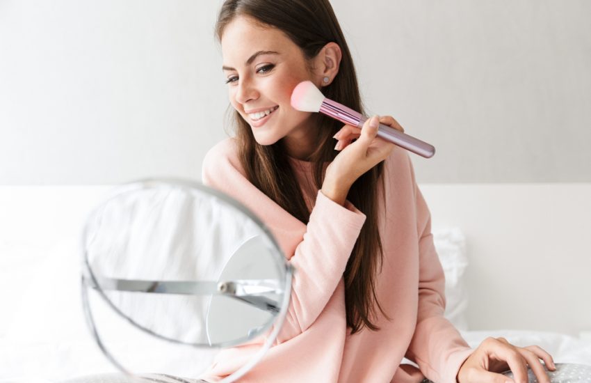 красота, уход за собой, макияж, утро, бьюти, лайфхаки, советы визажиста, косметика, быстрый макияж, 585 золотой