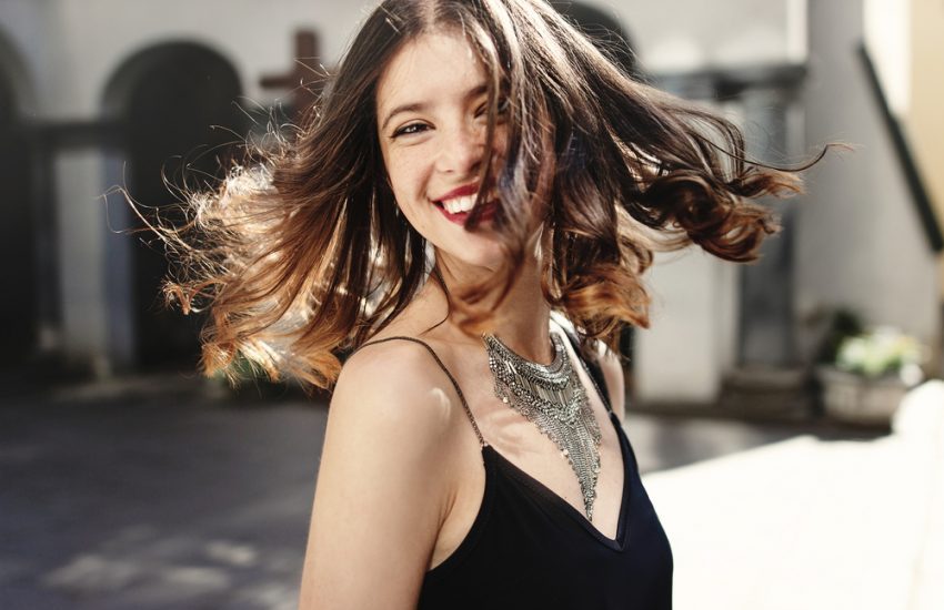 красота, уход за собой, макияж, утро, бьюти, лайфхаки, советы визажиста, косметика, быстрый макияж, 585 золотой