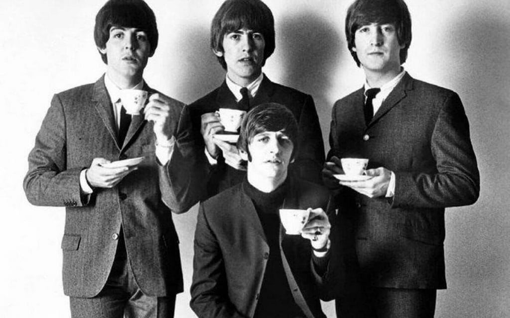 В сети запустили флешмоб, посвященный The Beatles
