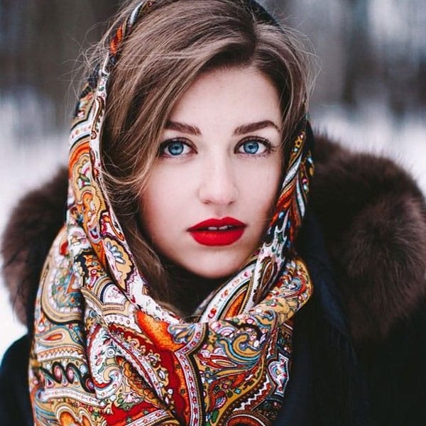 Русский колорит: 5 лучших зимних образов в этностиле