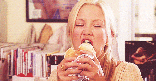 Во что влюбляются мужчины. kate hudson burger gif min. Во что влюбляются мужчины фото. Во что влюбляются мужчины-kate hudson burger gif min. картинка Во что влюбляются мужчины. картинка kate hudson burger gif min. Как и во что влюбляются мужчины? Логически сложно разложить по полочкам эмоции и чувства, но психология на то и наука, чтобы все же путем анализа и статистики все разложить и упорядочить. И правильный взгляд в глаза, и тотальное принятие партнера, и подстройка по движения и жесты партнера, и многое-многое другое – всем этим можно влюбить в себя мужчину (об этом можно прочитать в статье «Как влюбить в себя мужчину» ).