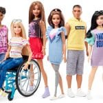Mattel выпустит куклу Барби на инвалидной коляске