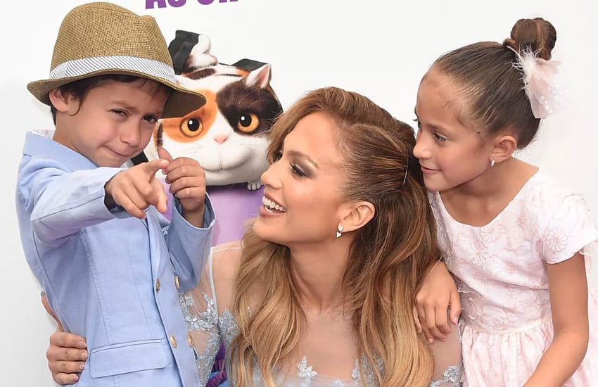 знаменитость Дженнифер Лопес дети
