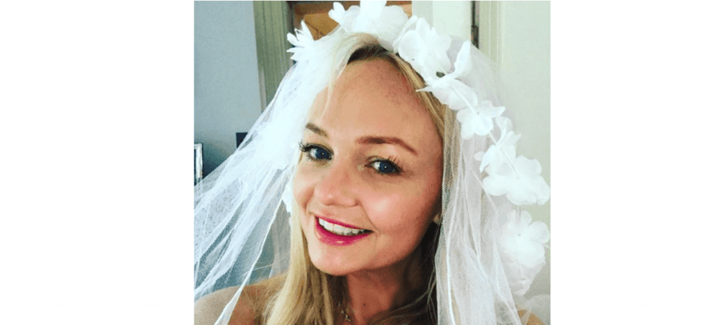 Эмма Бантон выходит замуж после 20 лет отношений