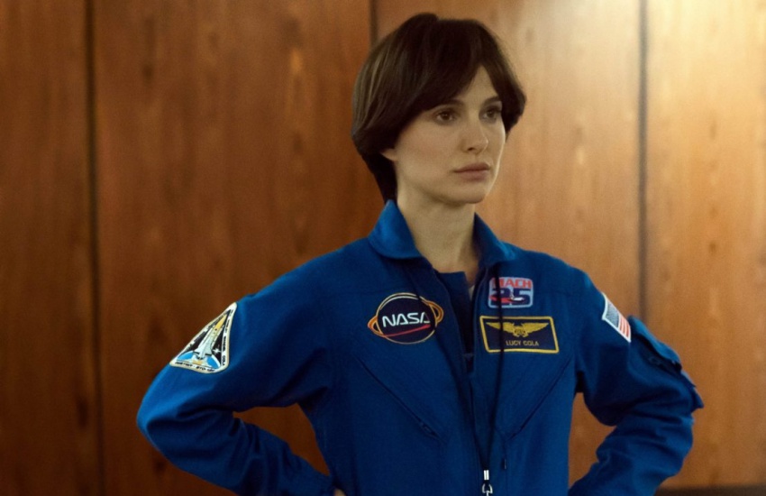 натали портман бледная синяя точка