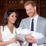 Первые фото новорожденного сына Меган Маркл и принца Гарри