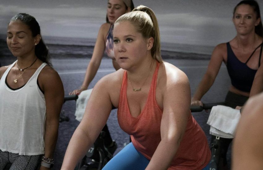 Красотка на всю голову Эми Шумер кадр