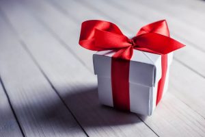 Журнал “ЗОЛОТОЙ” дарит подарки читателям