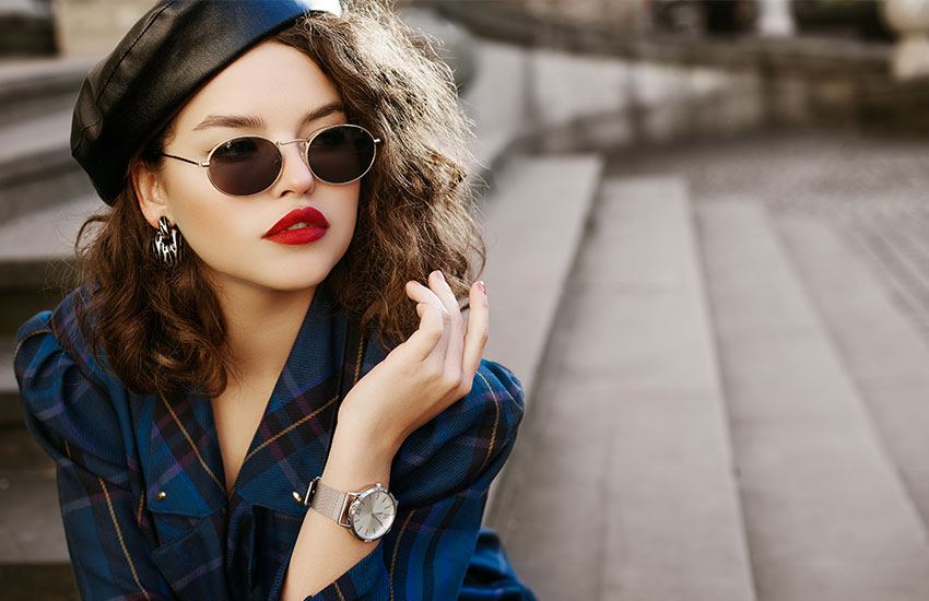 Galaxy Blue PANTONE 19-4055 галактический синий пантон