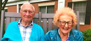 Свадьба века: 100-летние пенсионеры из Огайо поженились