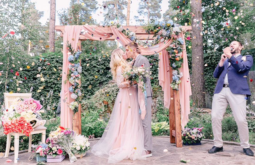 розовая свадьба стиль аксессуары бракосочетание советы стилиста невеста 