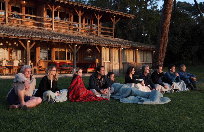 маленькие секреты большой компании кадр из фильма 