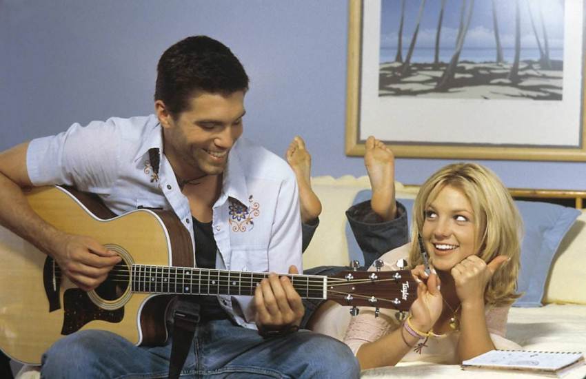 перекрестки кадр из фильма бритни спирс