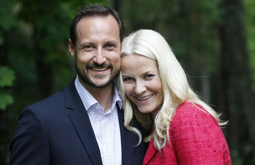 Современные Золушки обычные женщины жены принцев и королей Метте-Марит Хейби Современные Золушки обычные женщины жены принцев и королей Метте-Марит Хейби