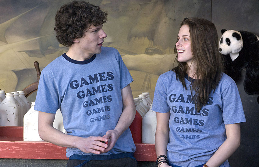 Кристен Стюарт и Джесси Айзенберг кадр из фильма