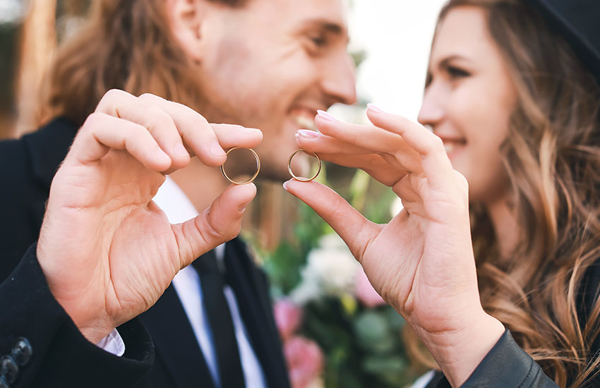 обручальные кольца тренды 2020 свадьба невеста