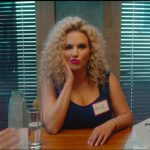 Анна Семенович ищет жениха в новом клипе «Секси Бомбочка»