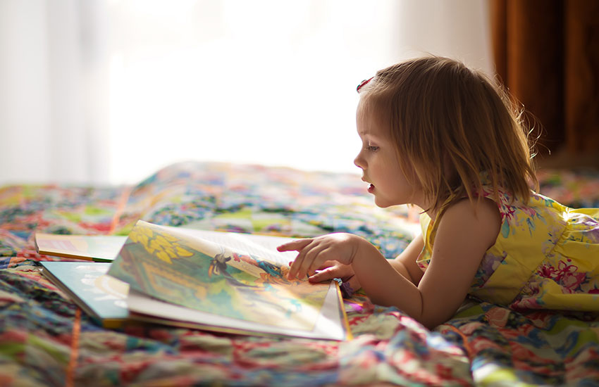 «Французские дети не плюются едой» секреты воспитания от французских мам «Французские дети не плюются едой» секреты воспитания от французских мам