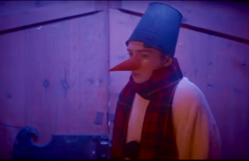 Новогодний видеоклип электронной группы Cream Soda