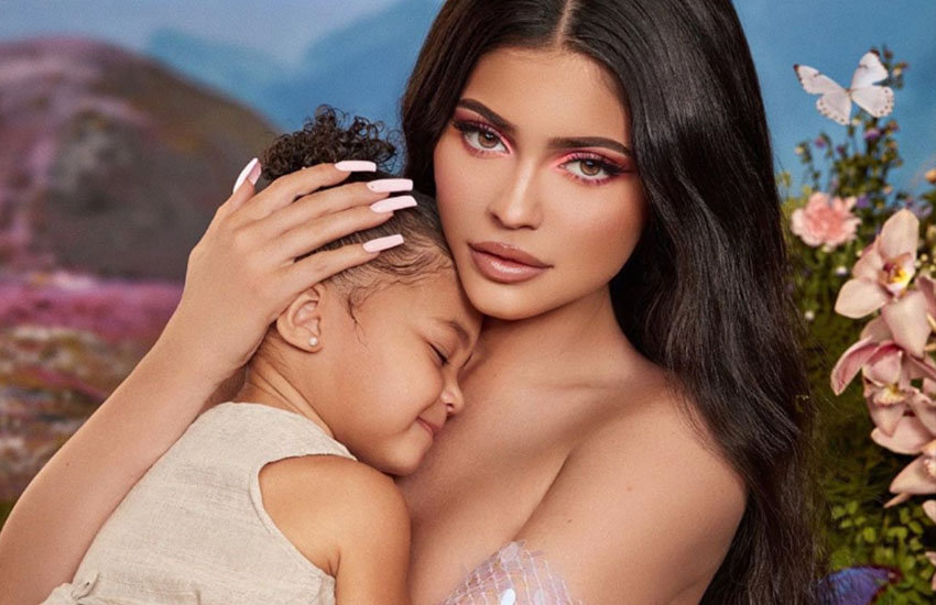 Кайли Дженнер новая коллекция для макияжа Storm