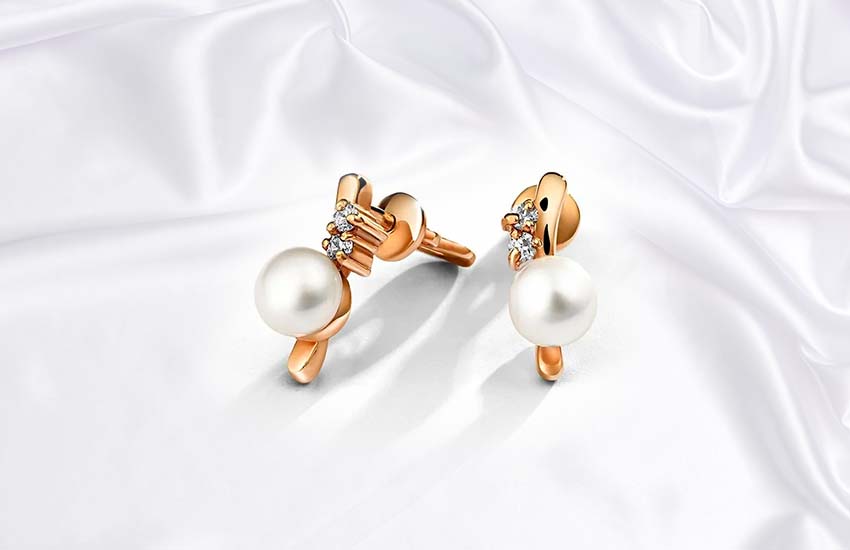 украшения в стиле девушки Джеймса Бонда агент 007