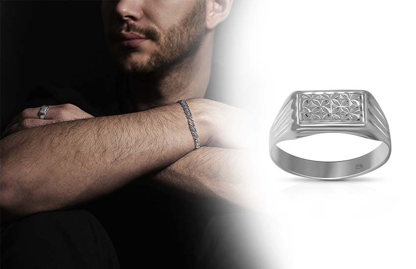 23 февраля подарок мужское украшение кольцо из серебра 585*ЗОЛОТОЙ