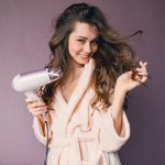 Как правильно сушить волосы: 7 важных советов