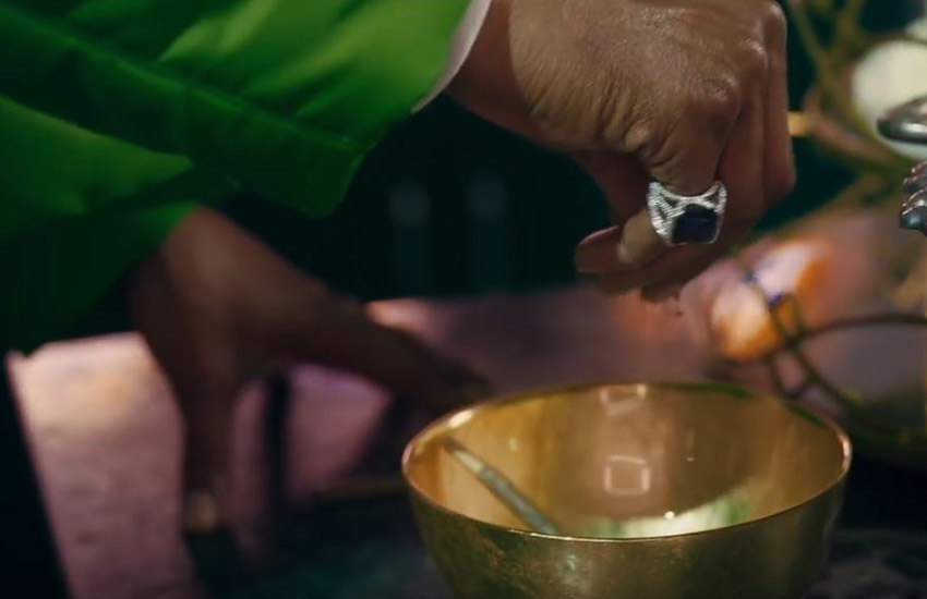 новый клипа о роскоши от Ашера Don’t Waste My Time