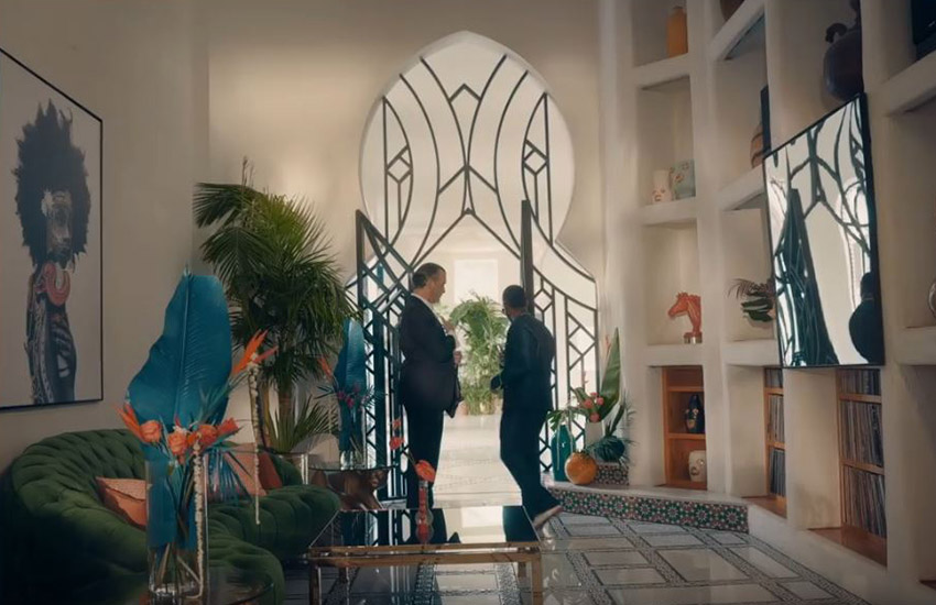 новый клипа о роскоши от Ашера Don’t Waste My Time