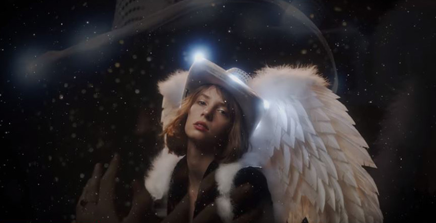 Майя Хоук клип By Myself Очень странные дела Майя Хоук клип By Myself Очень странные дела