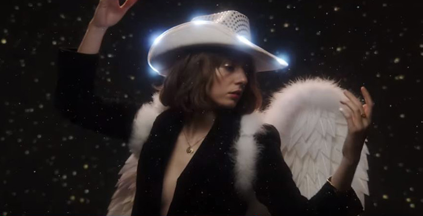 Майя Хоук клип By Myself Очень странные дела Майя Хоук клип By Myself Очень странные дела