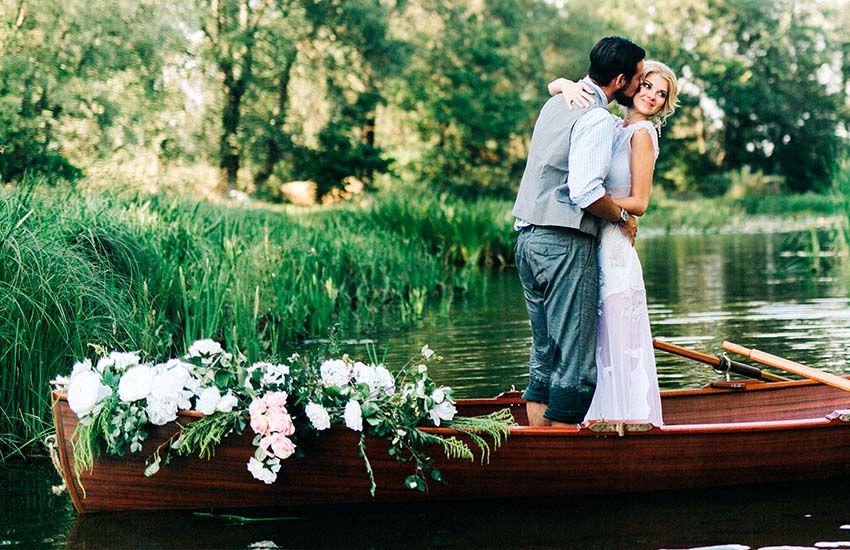 свадьба на берегу реки свадебные стили природа бохо-шик жених и невеста свадьба на берегу реки свадебные стили природа бохо-шик жених и невеста