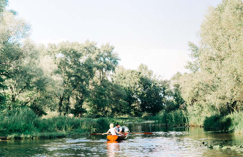 свадьба на берегу реки свадебные стили природа бохо-шик жених и невеста свадьба на берегу реки свадебные стили природа бохо-шик жених и невеста