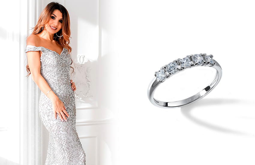 585 Золотой, советы стилиста, образ, в чем встречать Новый год, кольцо