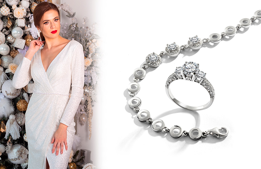 в чем встречать Новый год, Новый год 2021, образ, советы стилиста, платье, браслет, кольцо