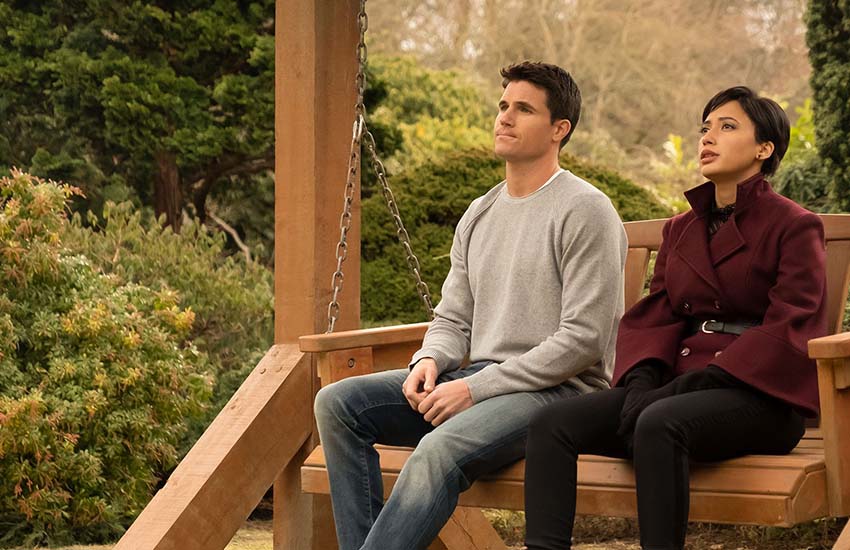 мини-сериалы 2020 Загрузка Робби Амелл Энди Алло