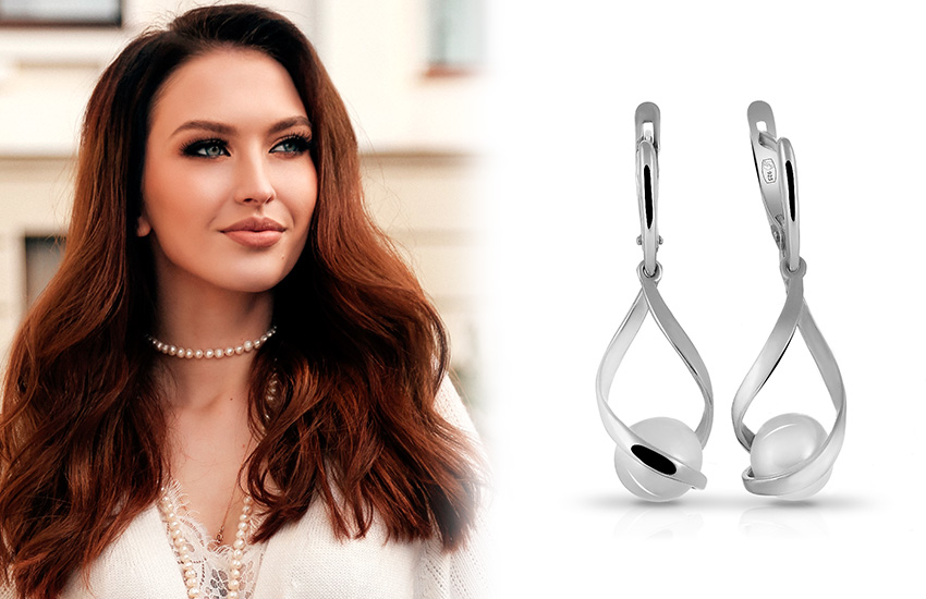 локоны с боковым пробором, укладка, мода, советы стилиста, серьги