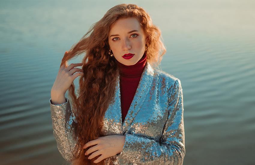 советы стилиста, как носить, пайетки, блеск, блестки, тренды 2022, украшения, аксессуары, 585 золотой