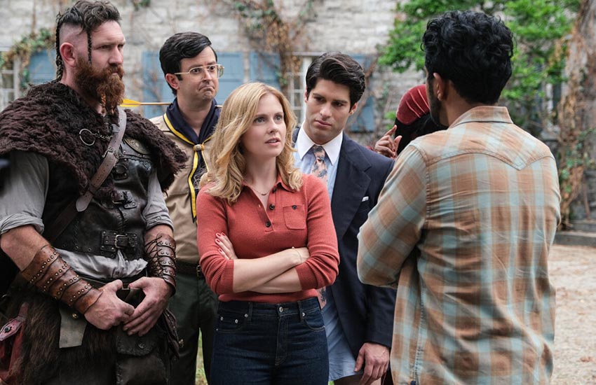 комедийные сериалы 2021 1 апреля призраки