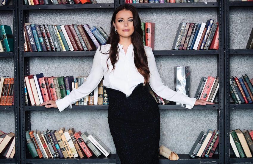 Оксана Федорова, Мисс Вселенная, благотворительный фонд, Добрые сердца, 585 золотой, благотворительная акция