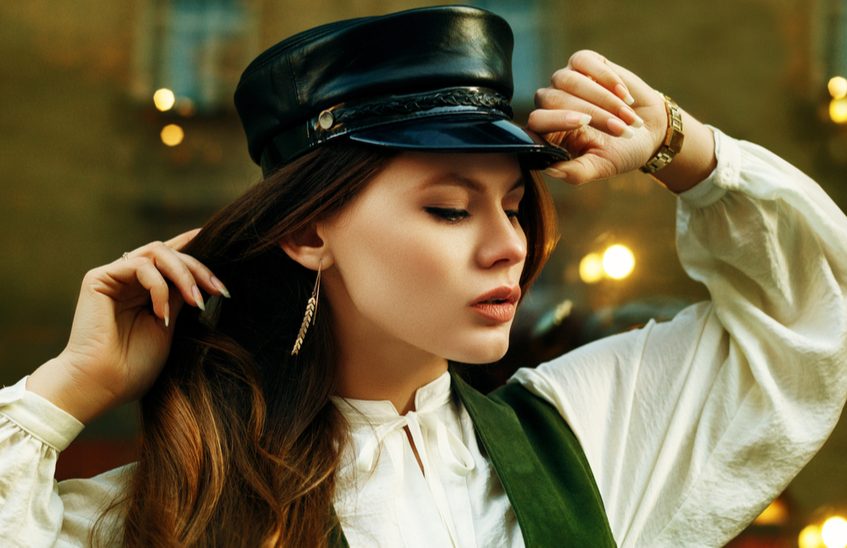 украшения, базовый гардероб, стильные детали, аксессуары, 585 золотой, советы стилиста, тренды осени 2022