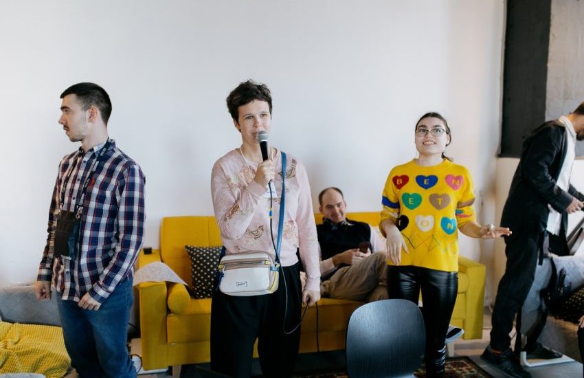 Простые вещи, Нормальное место, инклюзия