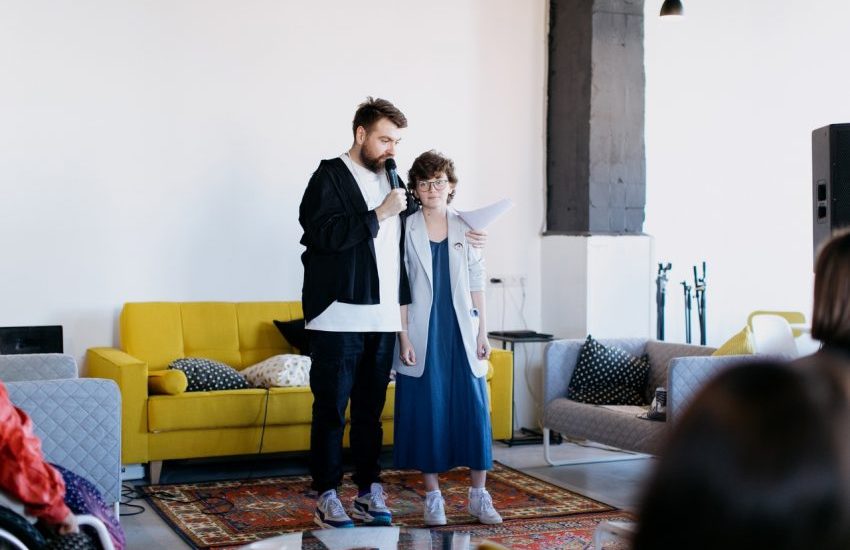 Маша Грекова, Простые вещи, Нормальное место, инклюзия