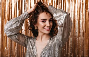 Как собрать праздничный образ без лишних трат: советы стилиста