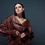 Коричневый – новый черный: собираем лук в трендовом цвете