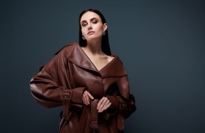 Коричневый – новый черный: собираем лук в трендовом цвете