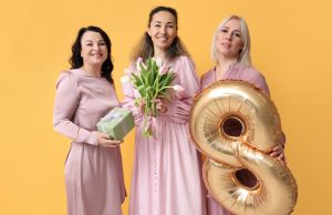 Ювелирный этикет: что уместно подарить маме, любимой и коллеге на 8 Марта