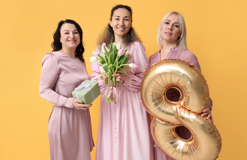 Ювелирный этикет: что уместно подарить маме, любимой и коллеге на 8 Марта